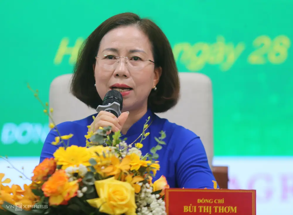 Hỗ trợ chuyển đổi nghề cho nông dân bị thu hồi đất